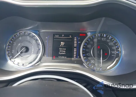 2015 Chrysler 200 Limited from USA, damaged, VIN 1C3CCCAB3FN710175